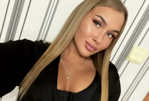 Elena, Profilfoto 2 von 7